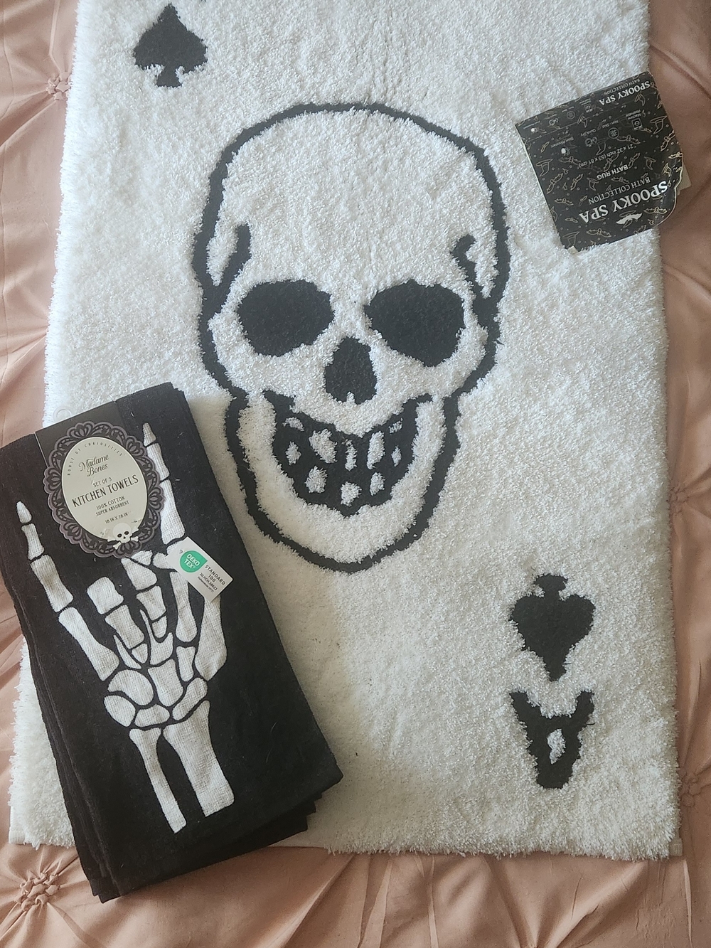 White & Black Skull Bath Rug by